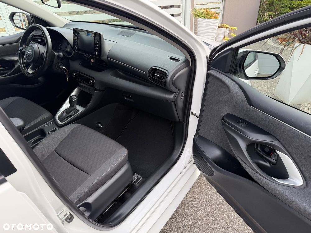 Toyota Yaris Hybrid 1.5 Comfort - 17