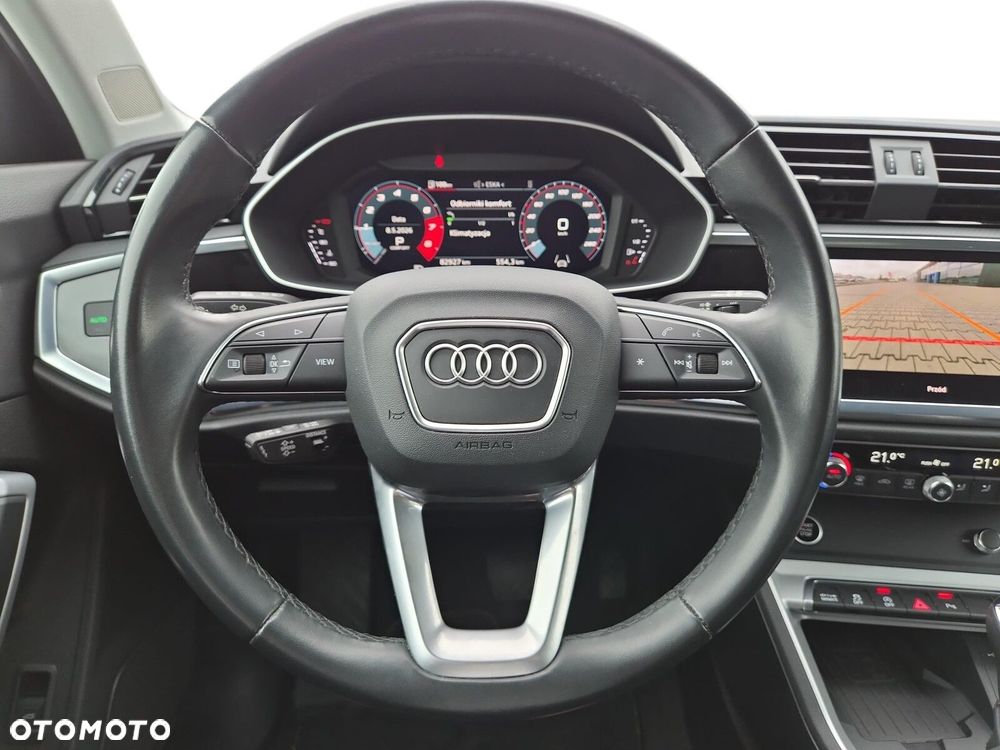 Audi Q3 Sportback - 16