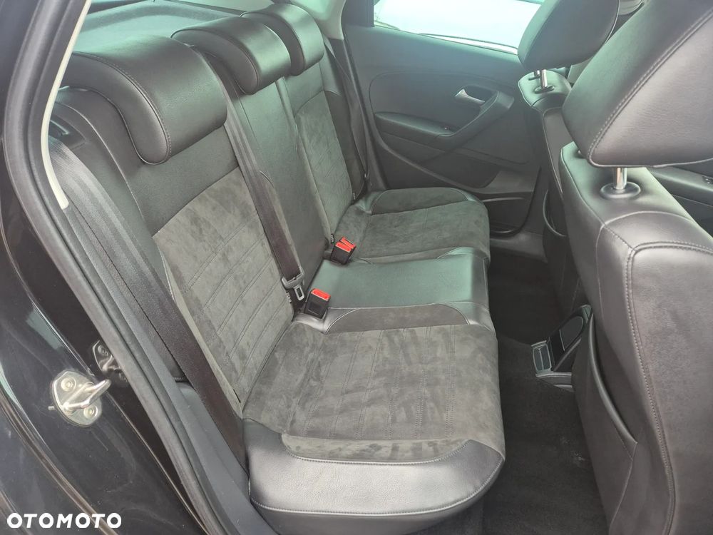 Volkswagen Polo 1.2 TSI DSG Highline - 17