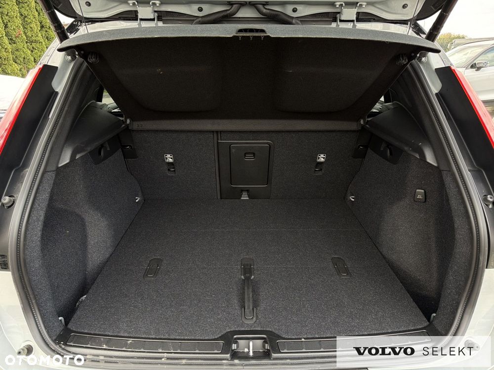 Volvo XC 40 - 31