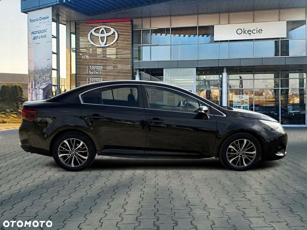 Toyota Avensis 2.0 Prestige MS - 6