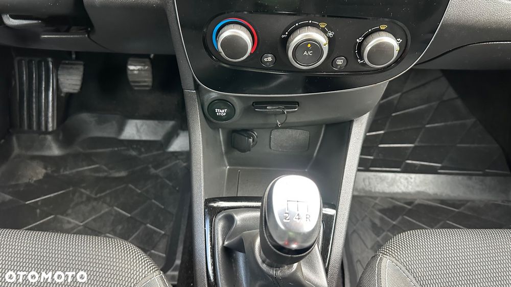 Renault Clio 0.9 Energy TCe Limited 2018 - 29