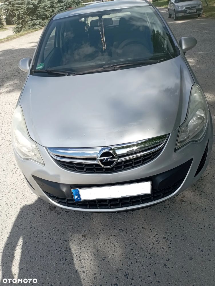 Opel Corsa 1.4 16V Active - 2