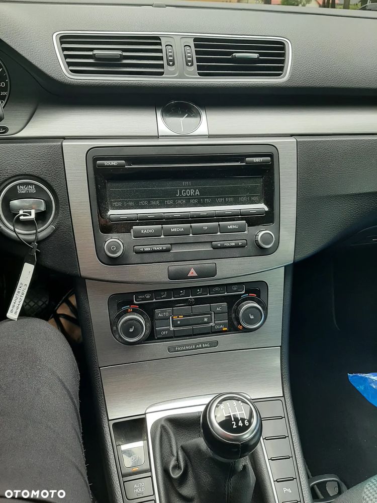 Volkswagen Passat Variant - 10