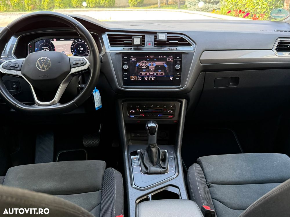 Volkswagen Tiguan 2.0 TDI DSG Elegance - 17