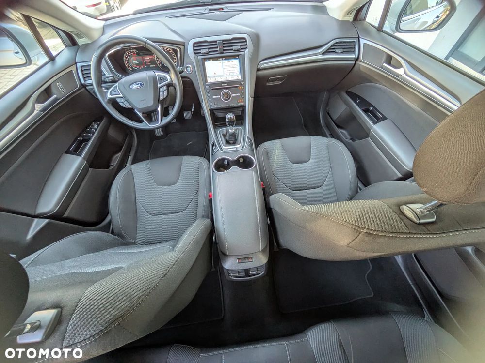 Ford Mondeo - 18