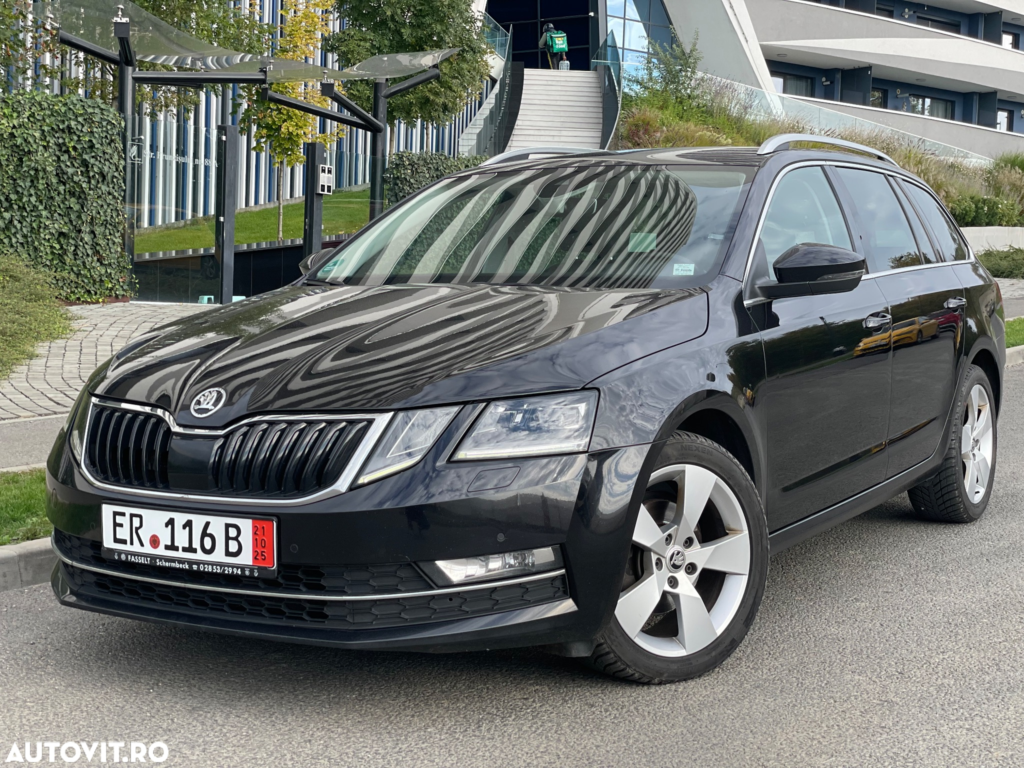 Skoda Octavia 2.0 TDI DSG Premium Edition - 7