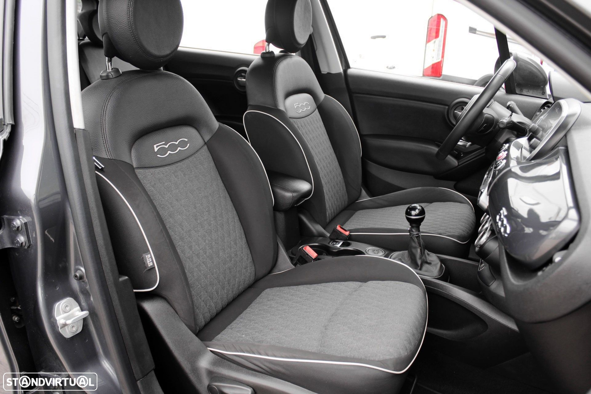 Fiat 500X 1.3 MJ City Cross - 28