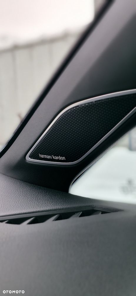 Volkswagen Golf 2.0 TSI OPF DSG R-Line - 17