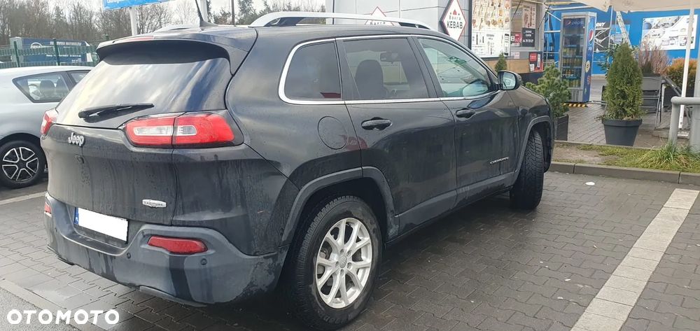 Jeep Cherokee - 6