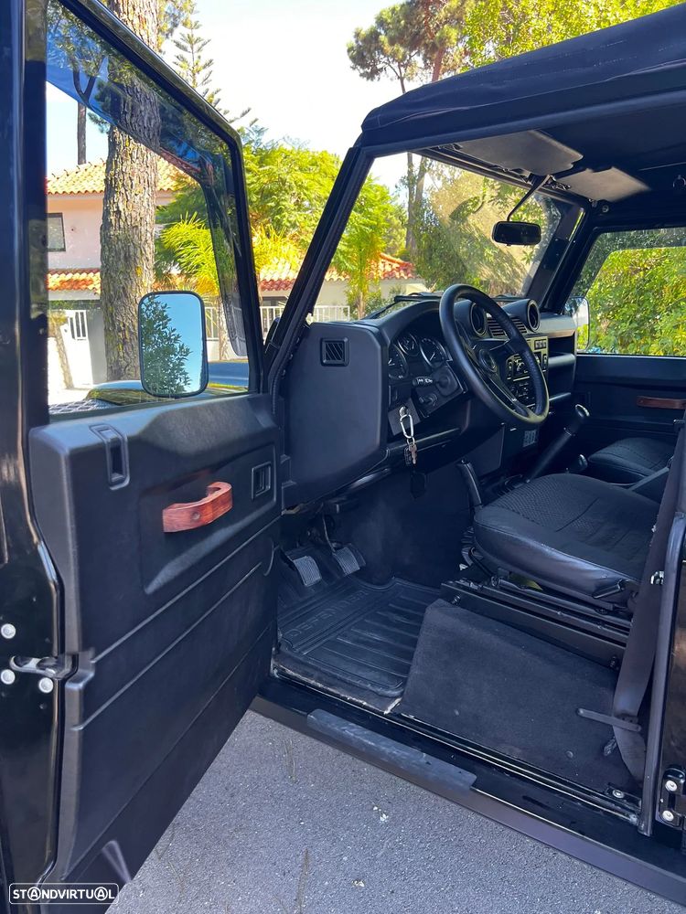 Land Rover Defender 110 CC 2.4 CRD SE - 20