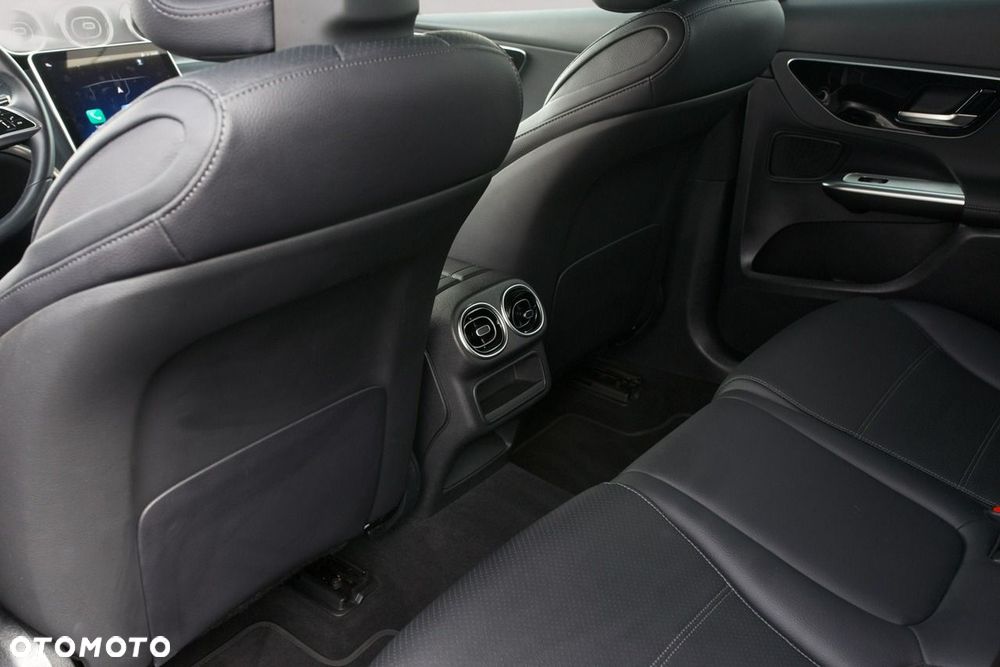 Mercedes-Benz GLC - 26