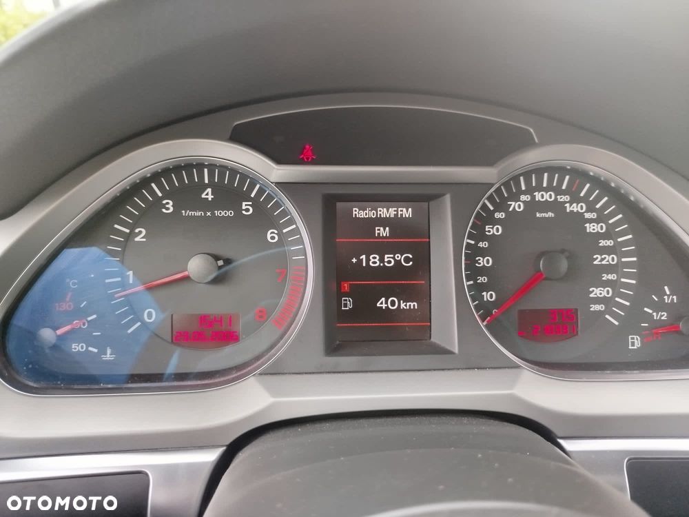 Audi A6 Limousine 2.4 - 13