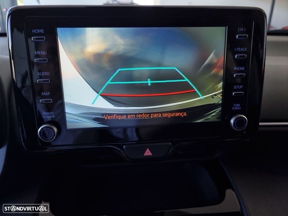 Toyota Yaris Cross 1.5 HDF Comfort Plus - 16