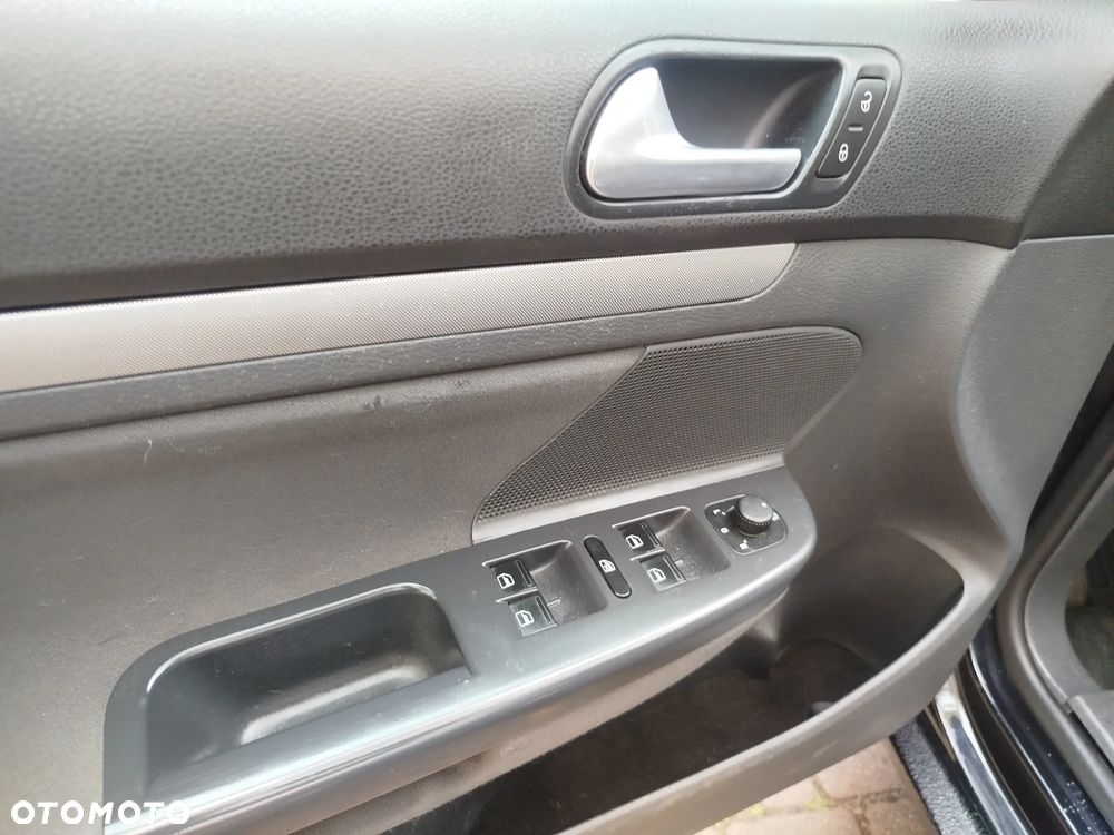 Volkswagen Golf 1.9 TDI Goal - 16