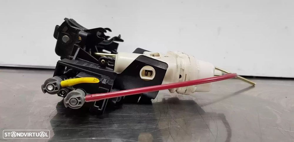 FECHADURA MALA / PORTA TRASEIRA MERCEDES-BENZ CLASSE S 1999 -2208000575 - 1