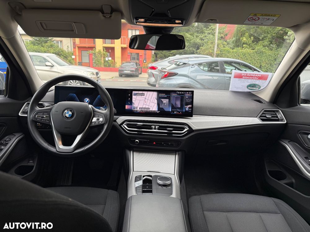 BMW Seria 3 320d Touring xDrive Aut. - 34