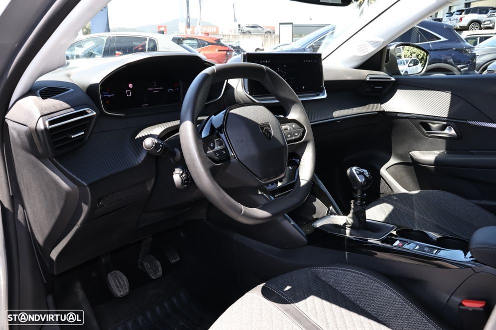Peugeot 208 1.2 PureTech Allure - 14