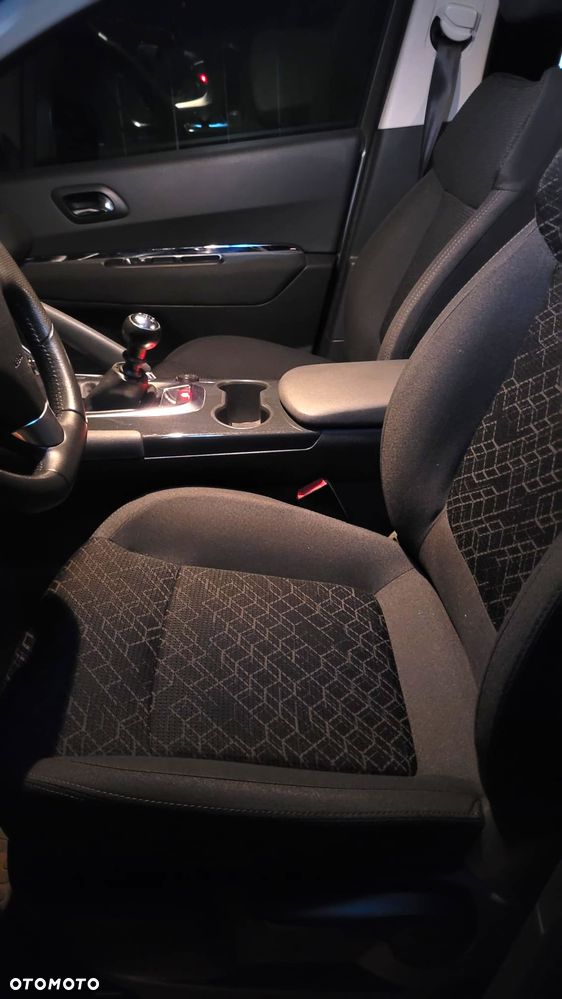 Peugeot 3008 - 14