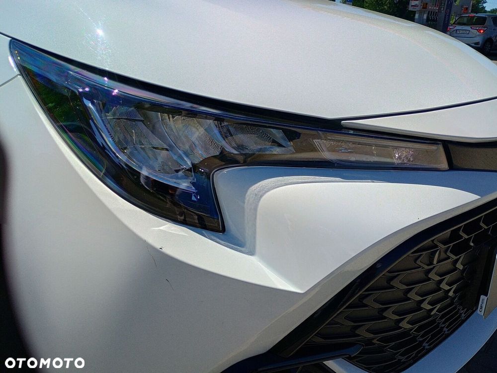 Toyota Corolla 1.8 Hybrid Comfort - 9