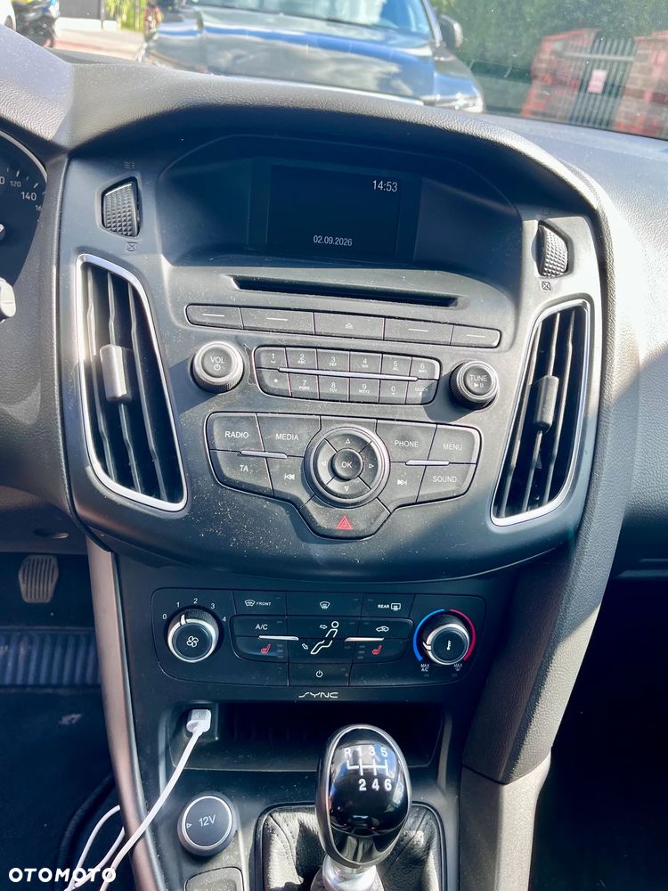 Ford Focus 1.0 EcoBoost Edition - 10