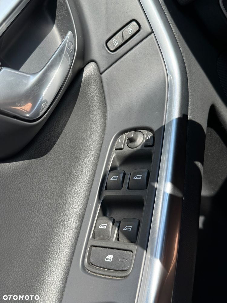 Volvo XC 60 D3 Linje Inscription - 17