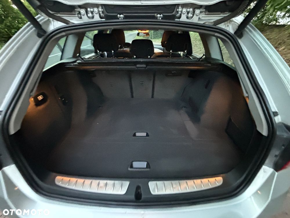 BMW Seria 3 316d Edition Luxury Line Purity - 12