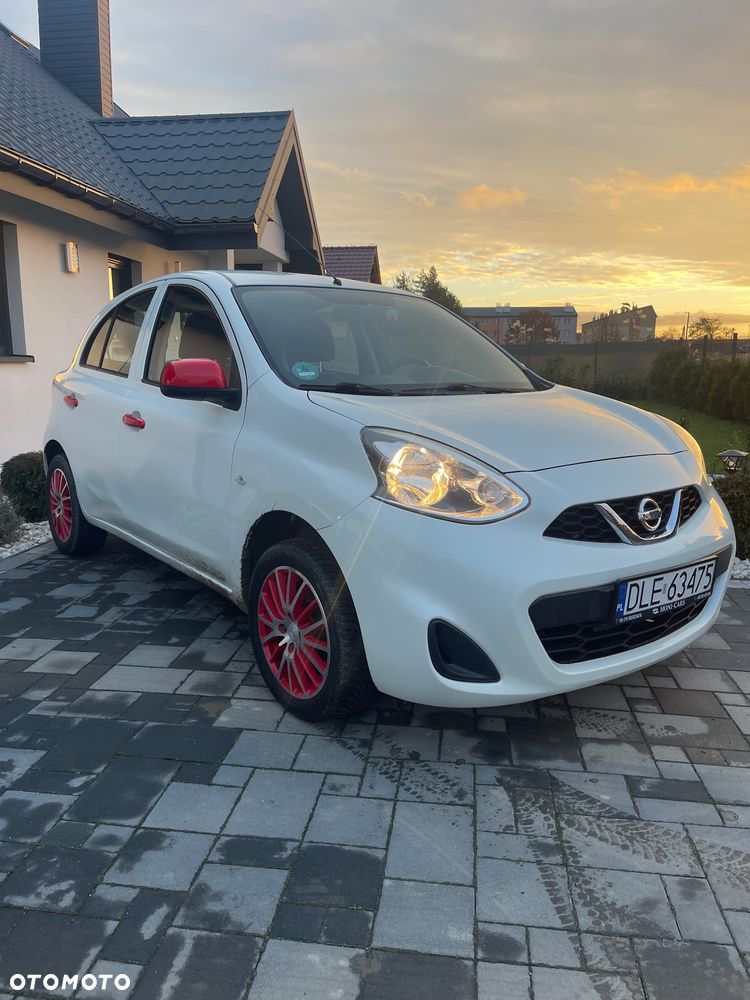 Nissan Micra - 1