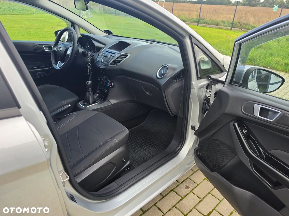 Ford Fiesta 1.0 EcoBoost Titanium - 19