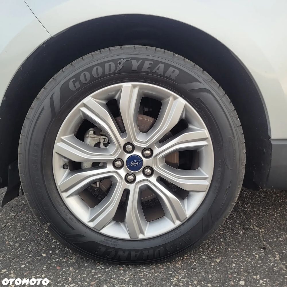 Ford Edge - 23
