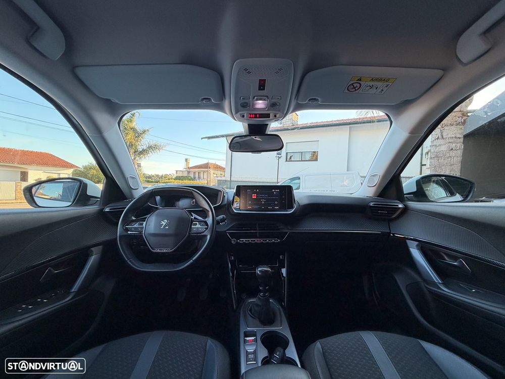 Peugeot 2008 1.2 PureTech Allure - 27