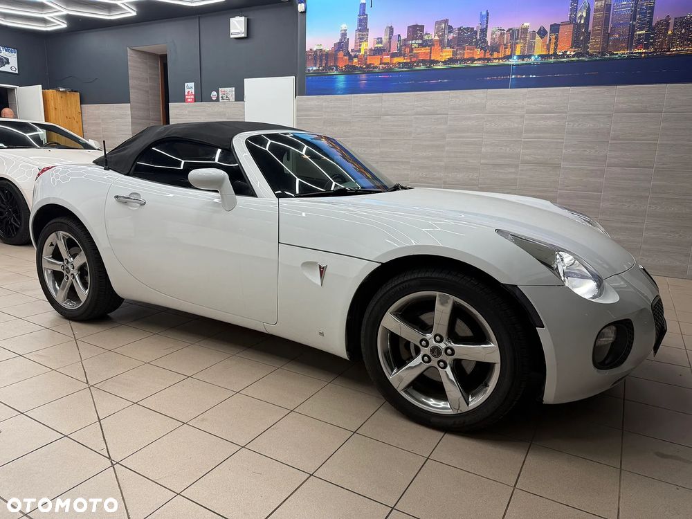 Pontiac Solstice - 14