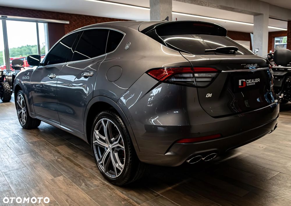 Maserati Levante Q4 - 10