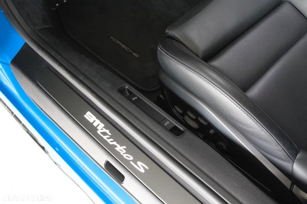 Porsche 911-TURBO-S Standard - 14