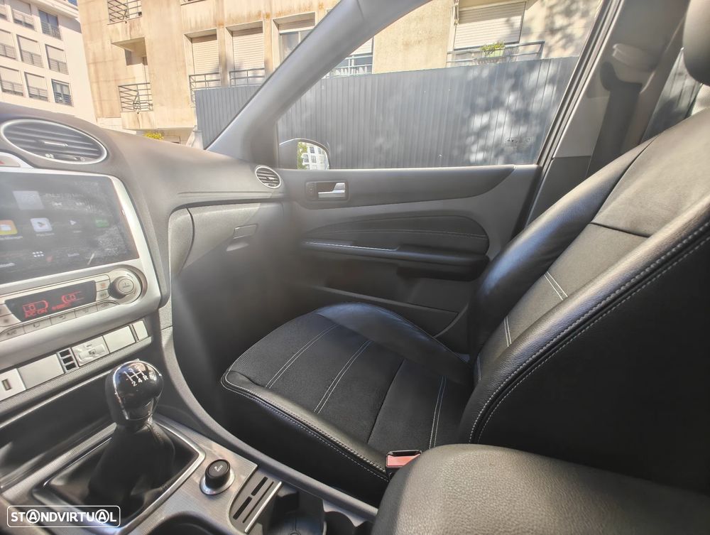 Ford Focus 1.6 TDCi Titanium - 24