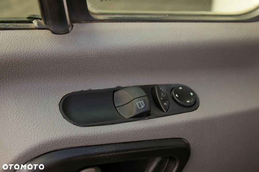 Volkswagen Crafter - 28
