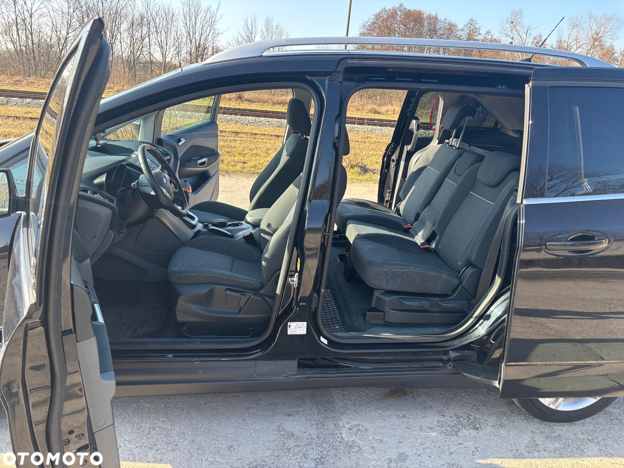 Ford Grand C-MAX - 9