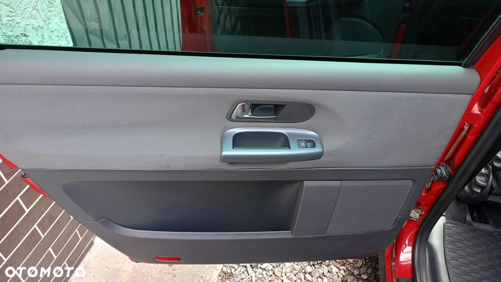 Volkswagen Sharan 1.8T Basis - 18