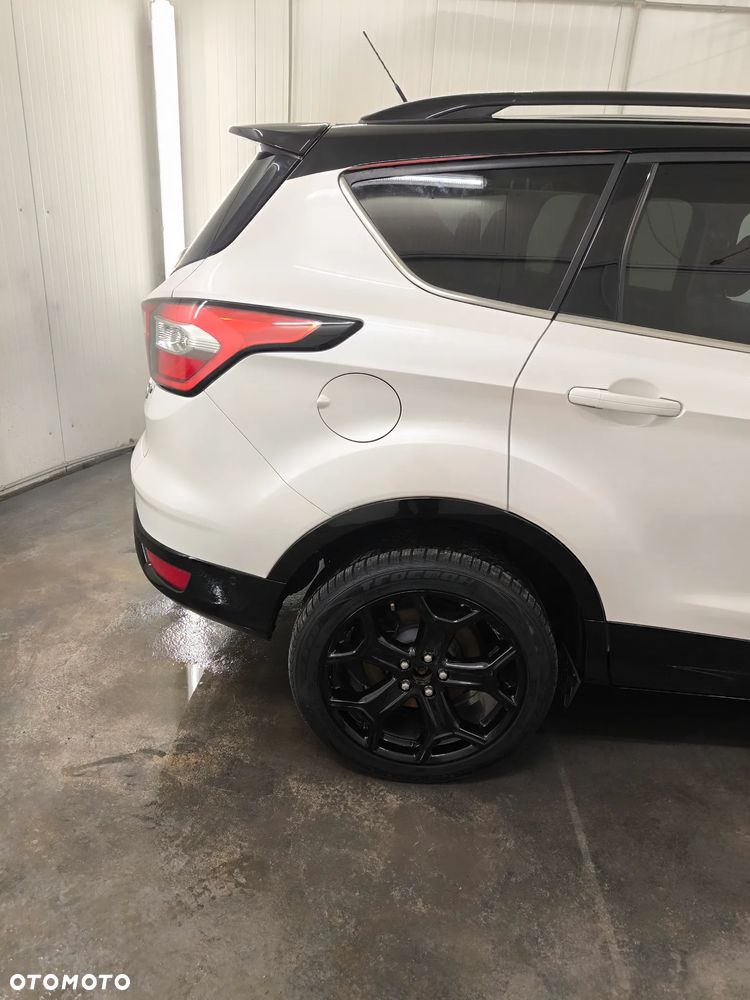 Ford Escape - 18
