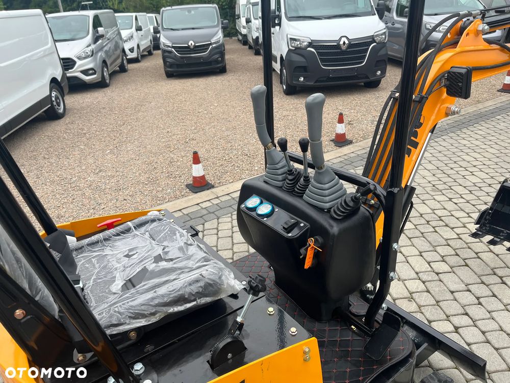 Minikoparka JPC HT12 2025r. 19917netto - 10