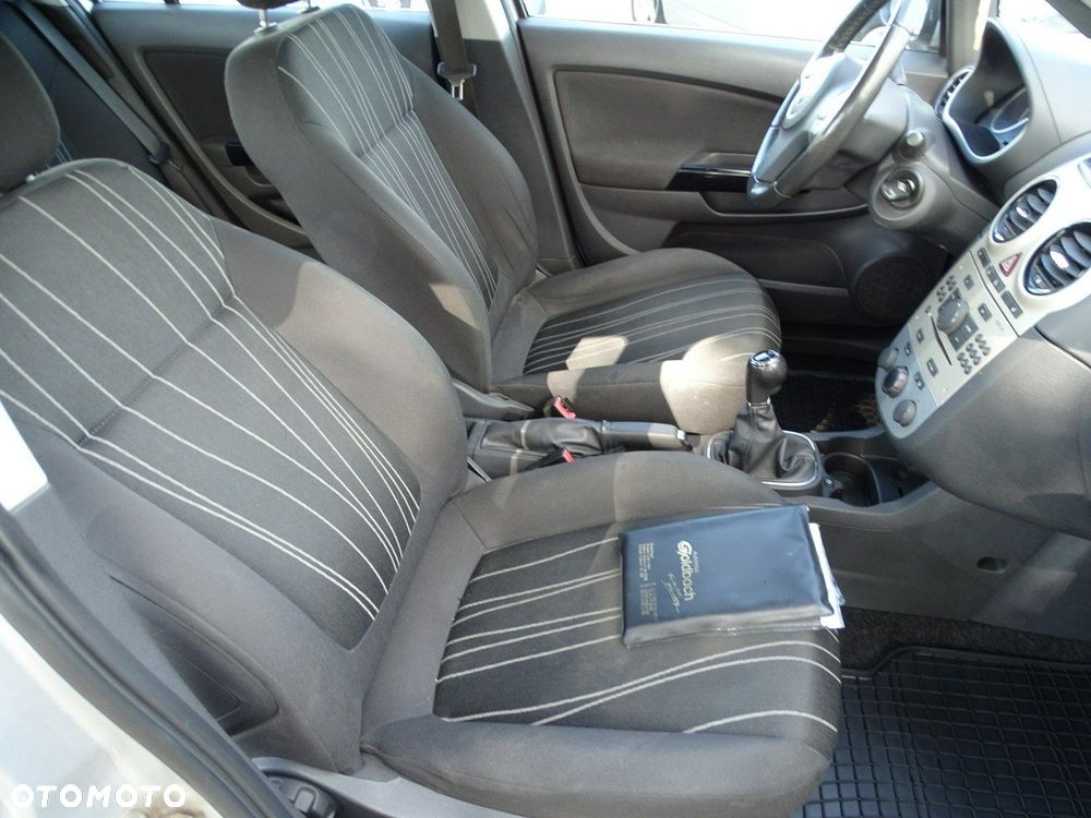 Opel Corsa - 12