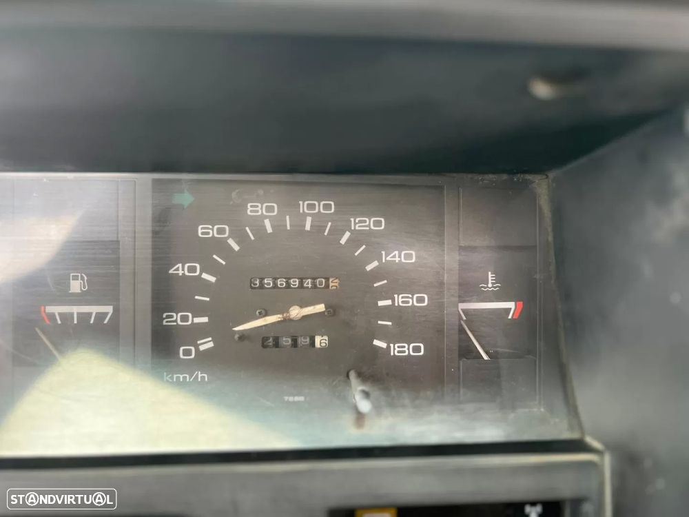 Nissan Terrano - 10