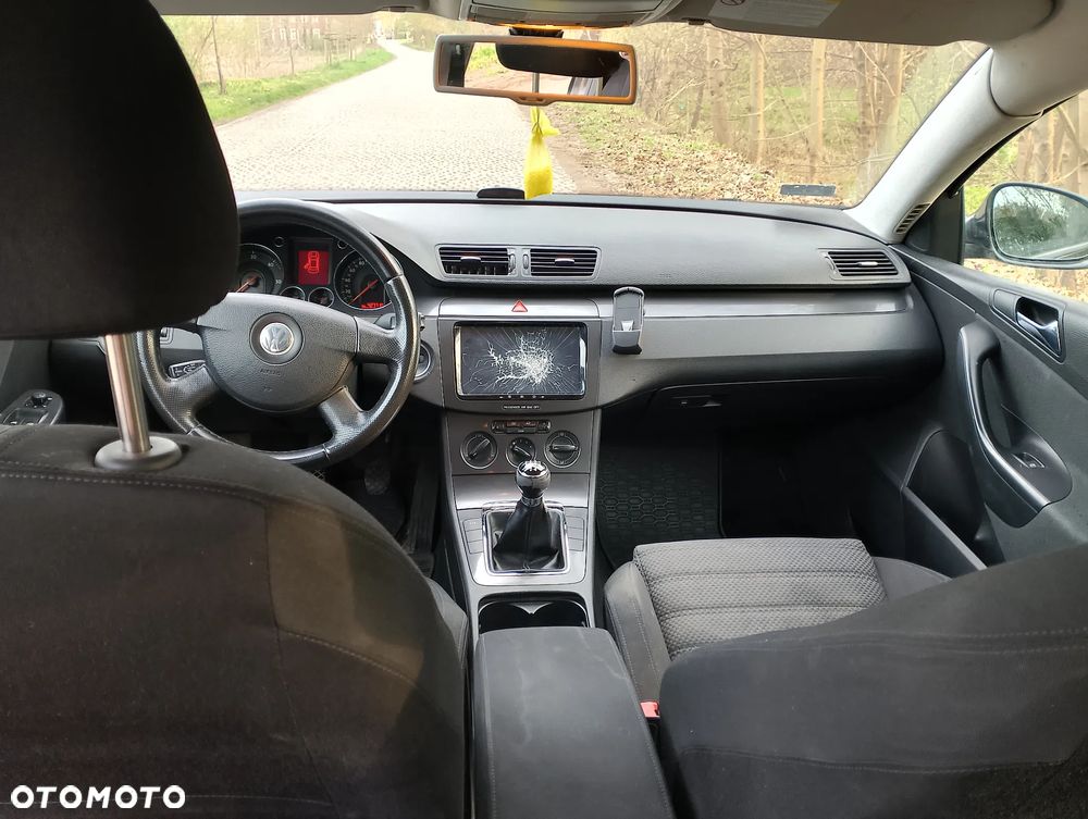 Volkswagen Passat 1.9 TDI DPF Comfortline - 15