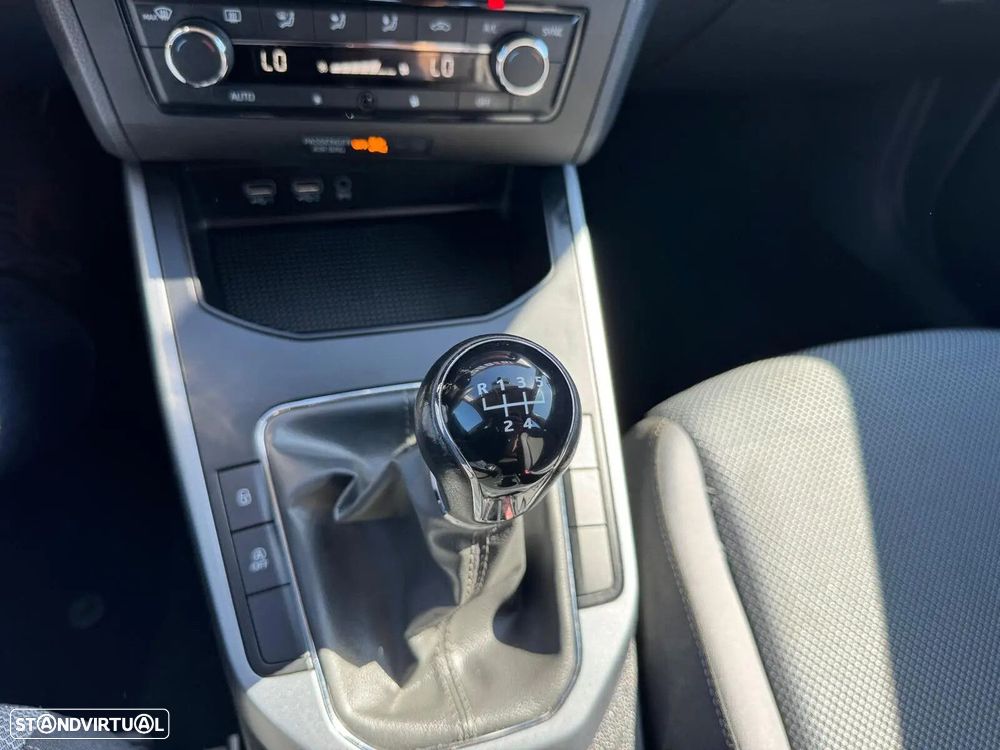 SEAT Arona 1.0 TSI Style - 25