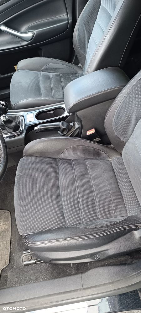 Ford Mondeo 2.2 TDCi Titanium S - 18