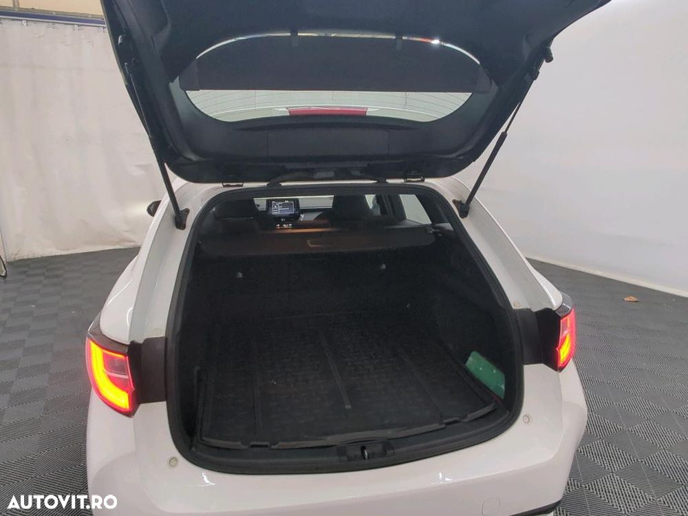 Toyota Corolla - 9