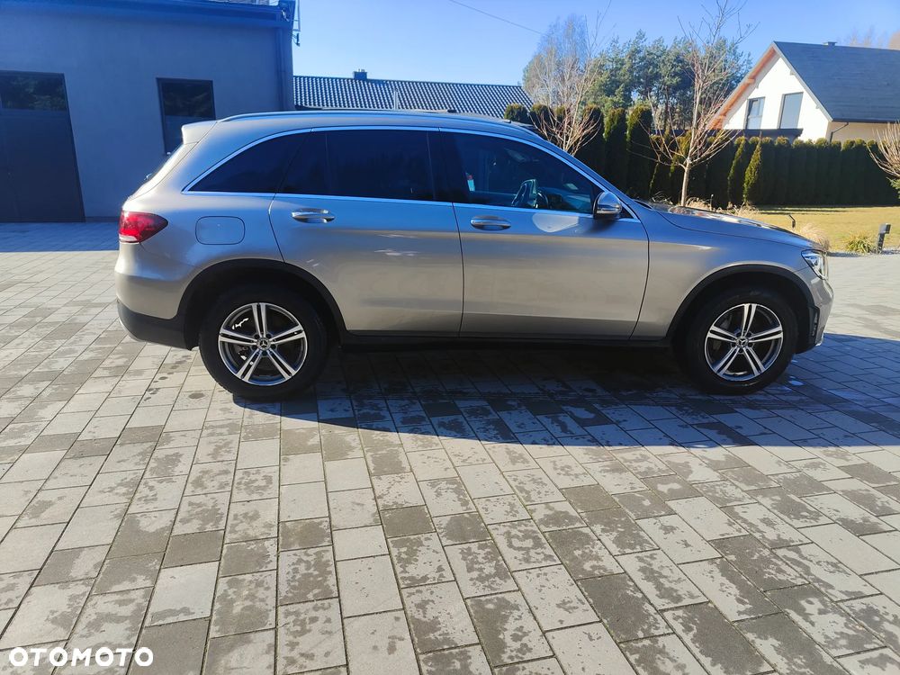 Mercedes-Benz GLC 300 4Matic 9G-TRONIC AMG Line - 4