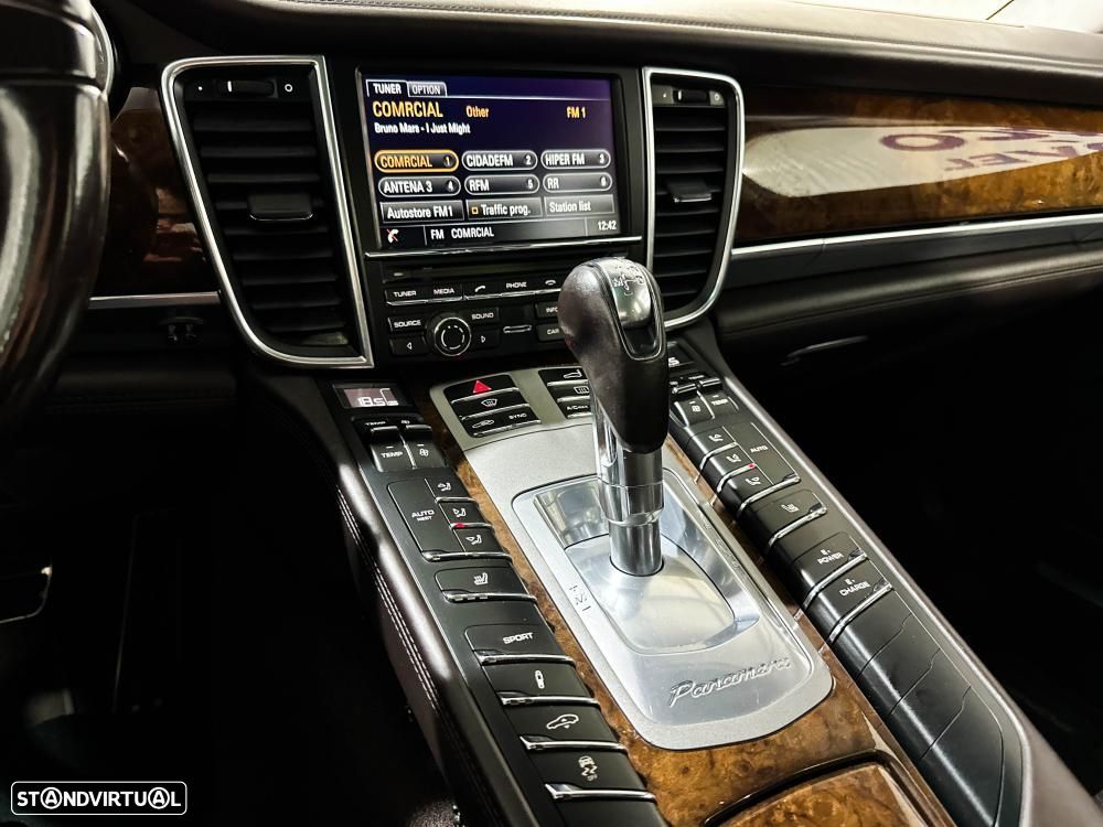 Porsche Panamera S E-Hybrid - 34