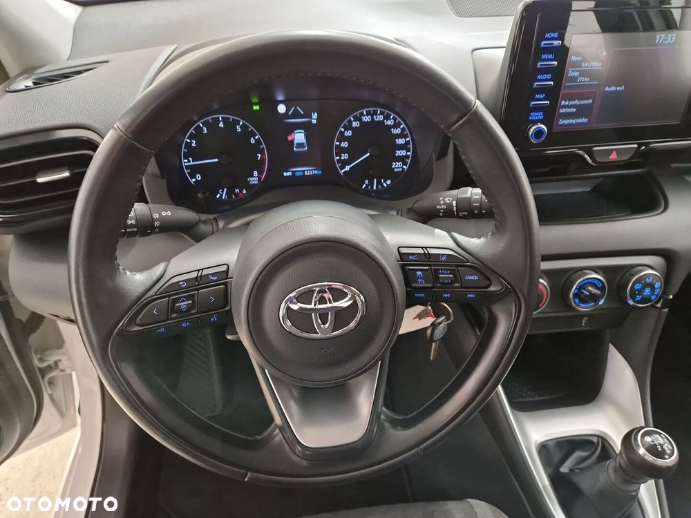 Toyota Yaris - 15