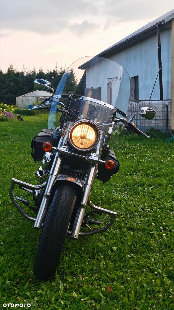 Suzuki VL 800 Volusia - Boulevard C50 - 10